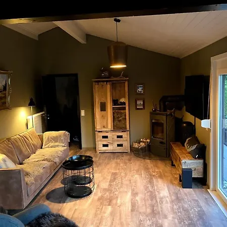 4* Ferienhaus Bergwild *